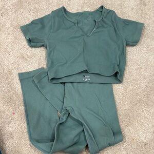 Green Leggings Soft Comfortable Fabric Set